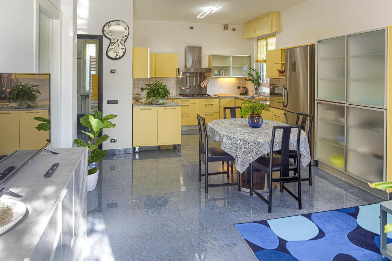 Villa La Rodina Diano Marina Exterior foto